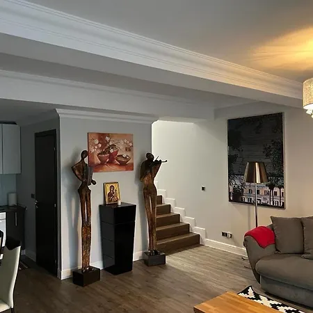 Silverdeluxe Apartment
